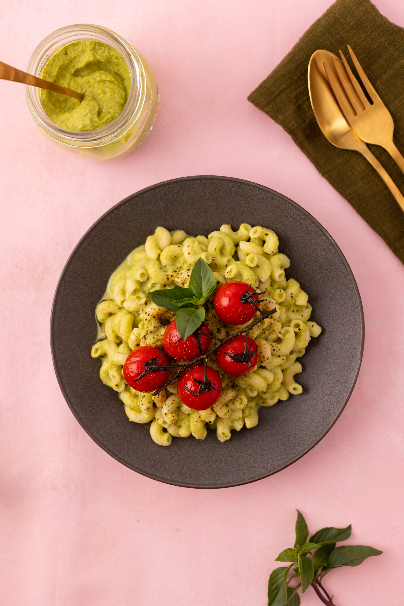 receita de macarrão verde vegano e saudável para o dia a dia