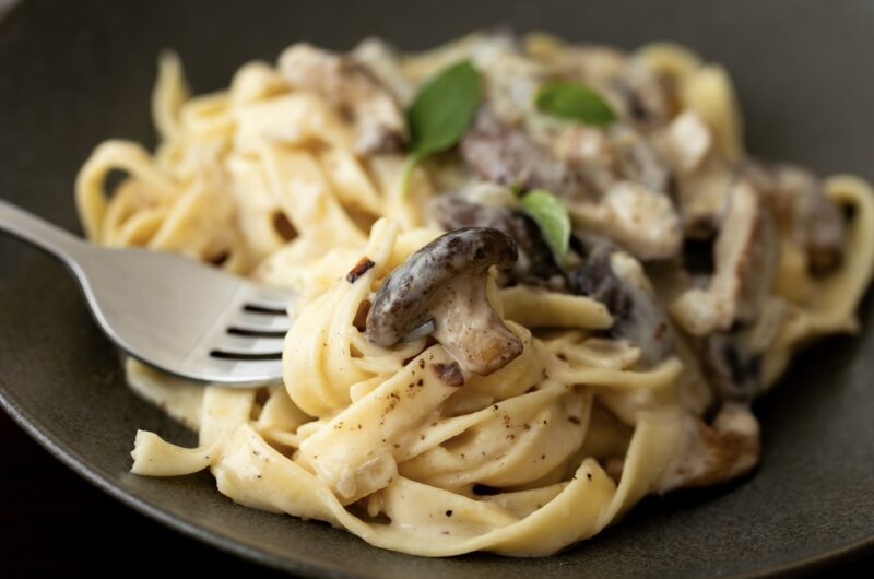 Macarrão com Cogumelo Vegano