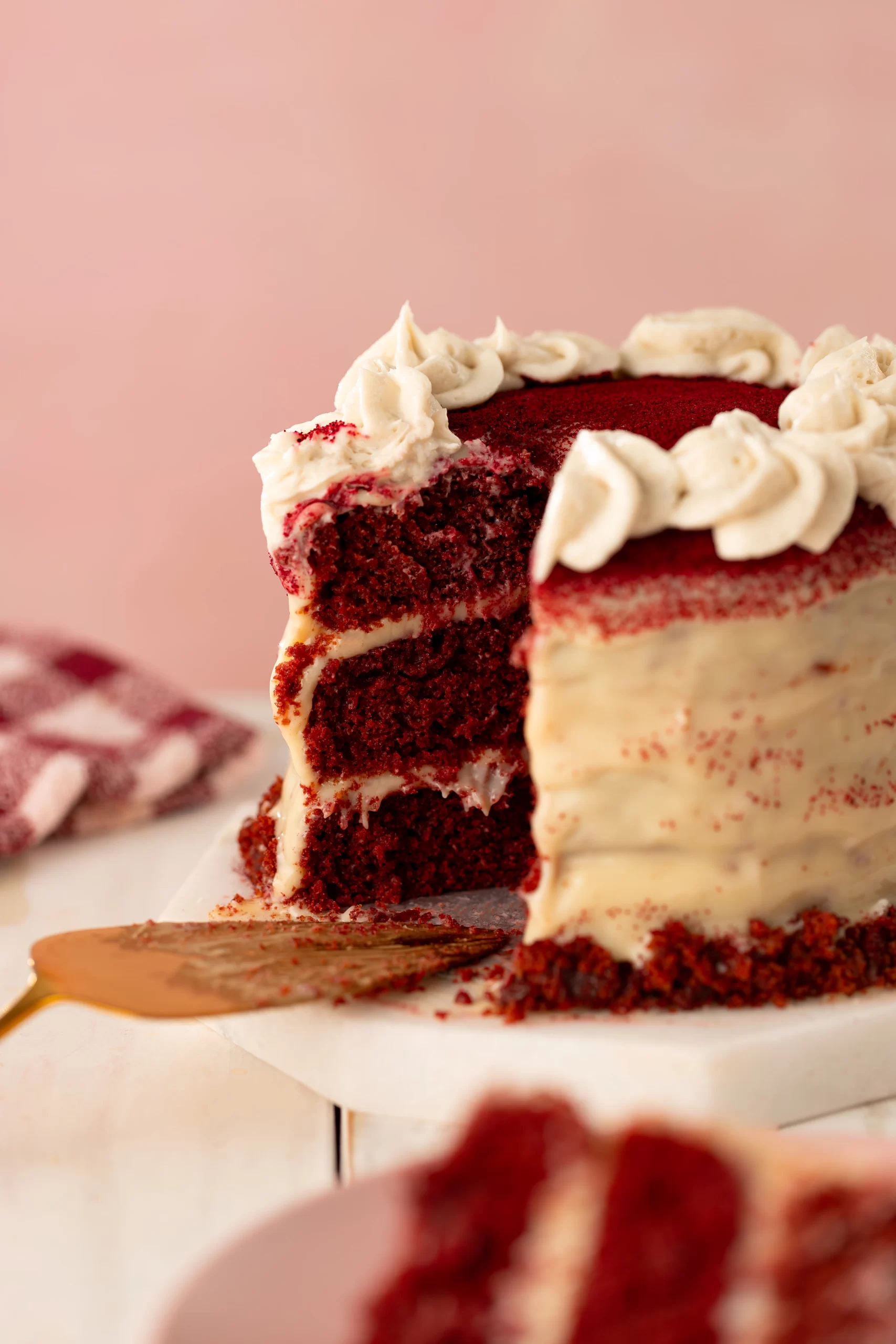 bolo de festa vegano sabor red velvet