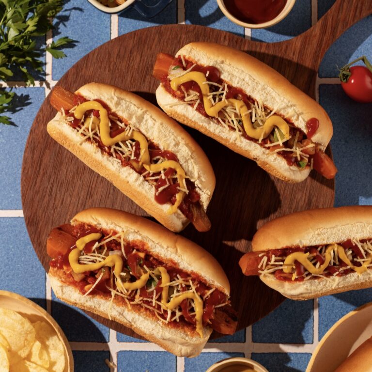 cachorro quente de cenoura vegano