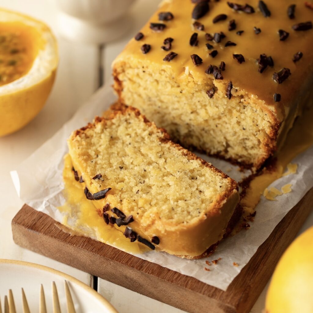 Bolo de maracujá vegano