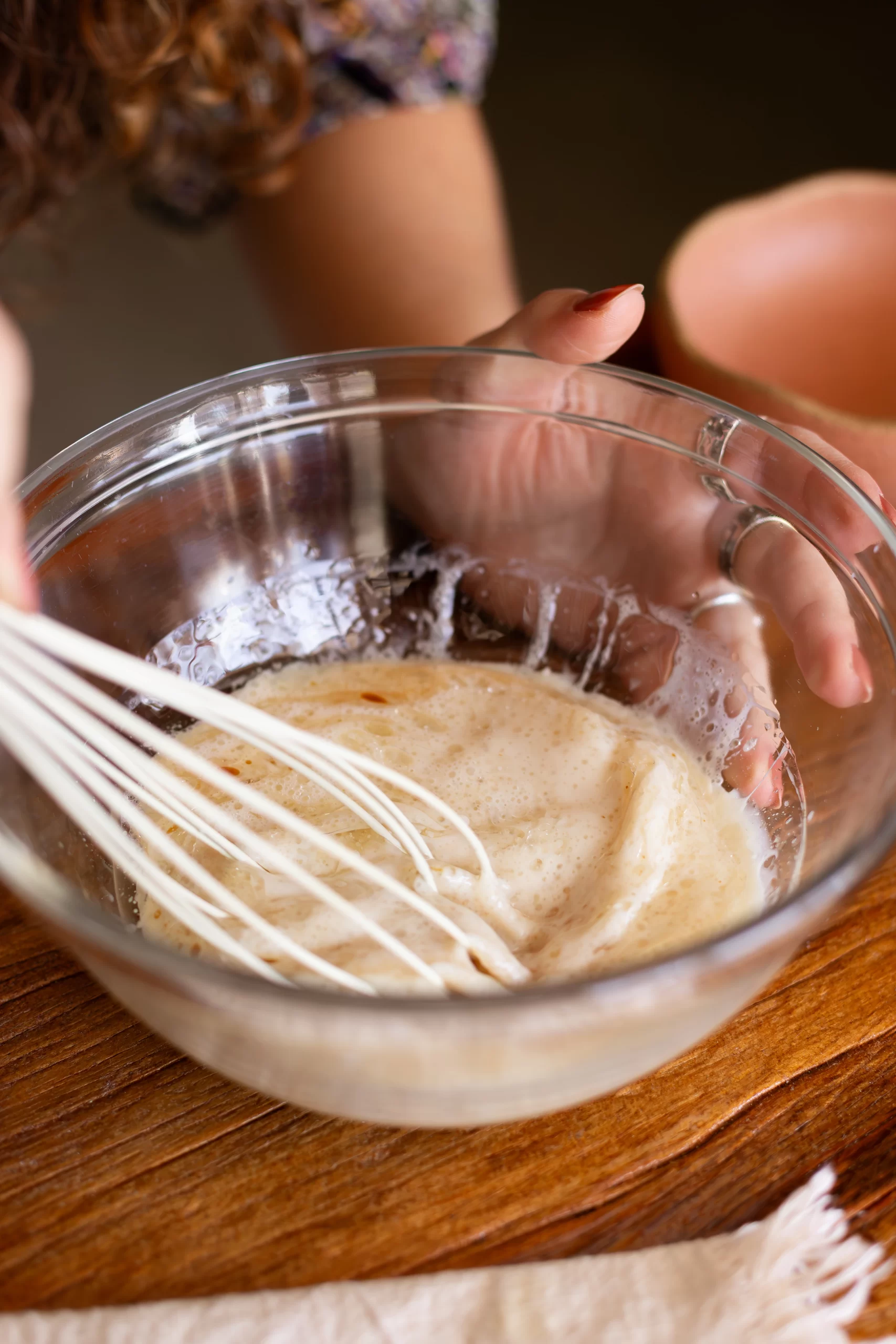 preparo do Bolo Formigueiro Vegano